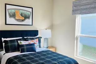 1121 E 172nd Ct, Bradenton, FL 34212 - Photo 10