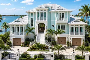 659 Key Royale Dr, Holmes Beach, FL 34217 - Photo 1