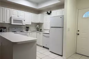 8335 Glen Rose Way, Sarasota, FL 34238 - Photo 4