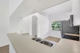 6635 Huntington Lakes Cir, Naples, FL 34119 - Photo 8