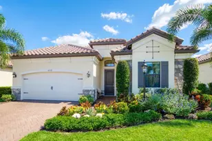 16532 Hillside Cir, Lakewood Ranch, FL 34202 - Photo 2