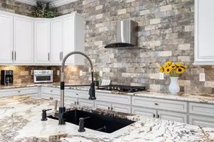 16532 Hillside Cir, Lakewood Ranch, FL 34202 - Photo 16