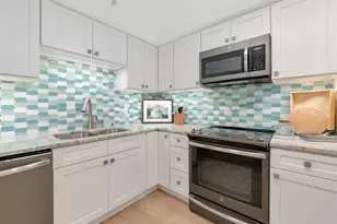 1255 N Gulfstream Ave, Sarasota, FL 34236 - Photo 10