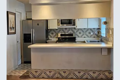 3418 W Saint Conrad Street, Tampa, FL 33607 - Photo 6