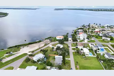 723 45th Street Court W, Palmetto, FL 34221 - Photo 40