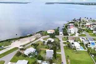 723 45th St Ct W, Palmetto, FL 34221 - Photo 40