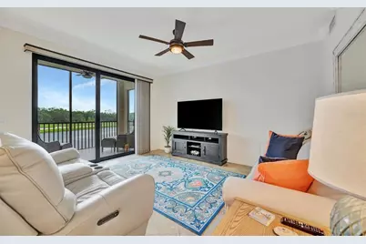 17118 Vardon Terrace #207, Bradenton, FL 34211 - Photo 6