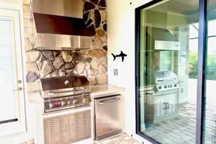 7113 Whittelbury Trail, Lakewood Ranch, FL 34202 - Photo 6