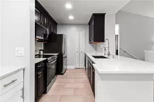 8911 Manor Loop, Lakewood Ranch, FL 34202 - Photo 22