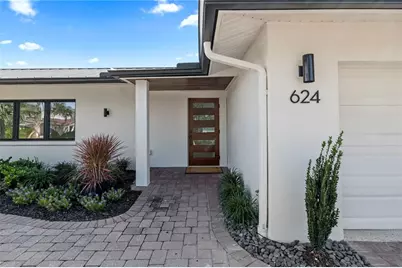 624 Dundee Lane, Holmes Beach, FL 34217 - Photo 4