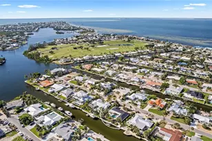 624 Dundee Ln, Holmes Beach, FL 34217 - Photo 48