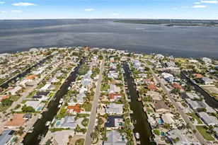 624 Dundee Ln, Holmes Beach, FL 34217 - Photo 66