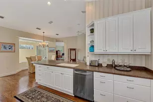 7270 Alicante Dr, Sarasota, FL 34238 - Photo 44