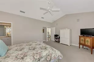 7270 Alicante Dr, Sarasota, FL 34238 - Photo 52