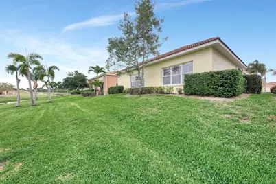 7270 Alicante Drive #3, Sarasota, FL 34238 - Photo 4