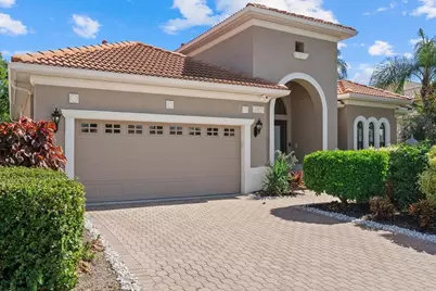 13876 Siena Loop, Lakewood Ranch, FL 34202 - Photo 2