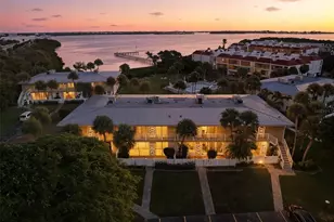 725 Manatee Ave, Holmes Beach, FL 34217 - Photo 1