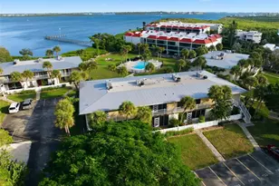 725 Manatee Ave, Holmes Beach, FL 34217 - Photo 42