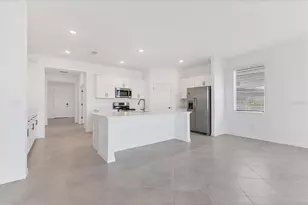 19095 Cabernet Ct, Venice, FL 34293 - Photo 12