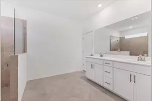 19095 Cabernet Ct, Venice, FL 34293 - Photo 16