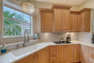 5208 Parisienne Pl, Sarasota, FL 34238 - Photo 18