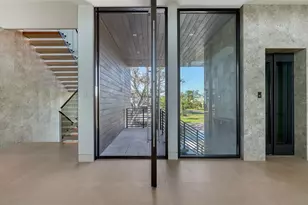 388 S Shore Dr, Sarasota, FL 34234 - Photo 8