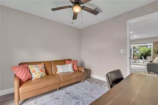 2544 Carlisle Pl, Sarasota, FL 34231 - Photo 36