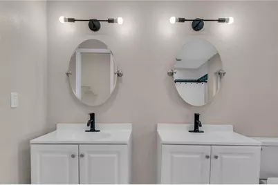 2544 Carlisle Place, Sarasota, FL 34231 - Photo 32