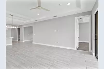 4927 Carova Way, Lakewood Ranch, FL 34211 - Photo 8