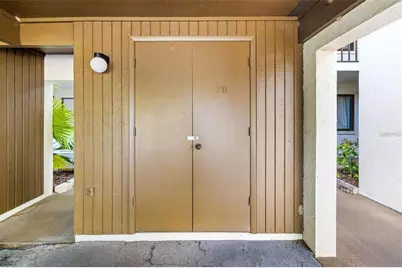 7201 Curtiss Avenue #2D, Sarasota, FL 34231 - Photo 32