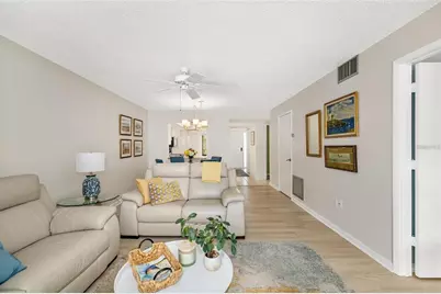 7201 Curtiss Avenue #2D, Sarasota, FL 34231 - Photo 6