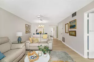 7201 Curtiss Ave, Sarasota, FL 34231 - Photo 6