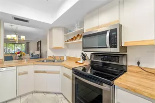 7201 Curtiss Ave, Sarasota, FL 34231 - Photo 12