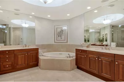 1300 Benjamin Franklin Drive #709, Sarasota, FL 34236 - Photo 24