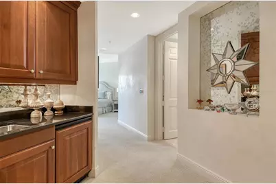 1300 Benjamin Franklin Drive #709, Sarasota, FL 34236 - Photo 18