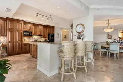 1300 Benjamin Franklin Drive #709, Sarasota, FL 34236 - Photo 10