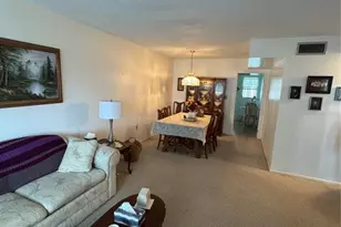 8101 11th St N, Saint Petersburg, FL 33702 - Photo 12