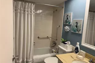 8101 11th St N, Saint Petersburg, FL 33702 - Photo 30