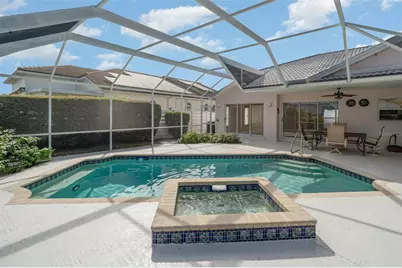 4817 61st Avenue Drive W #10B, Bradenton, FL 34210 - Photo 4