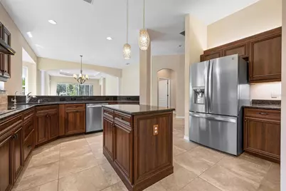 11065 Barnsley Drive, Venice, FL 34293 - Photo 6