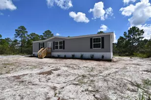 192 Freedom Dr, Frostproof, FL 33843 - Photo 2