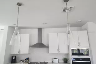 4810 Emerson Ave S, Saint Petersburg, FL 33711 - Photo 14