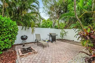 717 Jacaranda Rd, Anna Maria, FL 34216 - Photo 6