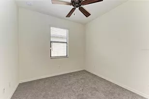10221 Loch Lomond Dr, Bradenton, FL 34211 - Photo 30