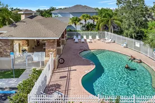6507 37th St E, Sarasota, FL 34243 - Photo 2
