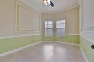 6507 37th St E, Sarasota, FL 34243 - Photo 10