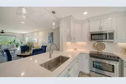 4600 Gulf Of Mexico Drive #206, Longboat Key, FL 34228 - Photo 16