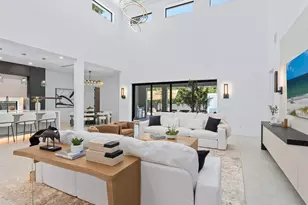 2467 Hyde Park St, Sarasota, FL 34239 - Photo 14