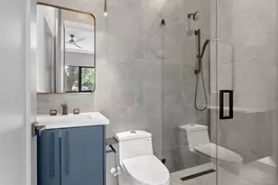 2467 Hyde Park St, Sarasota, FL 34239 - Photo 24