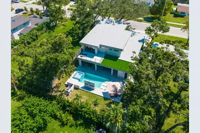 2467 Hyde Park Street, Sarasota, FL 34239 - Photo 2